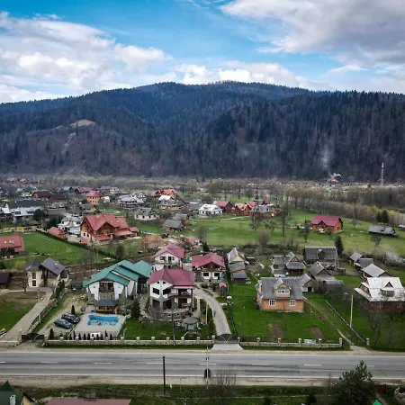 Apartment янчар номер студiо з басейном Mykulychyn