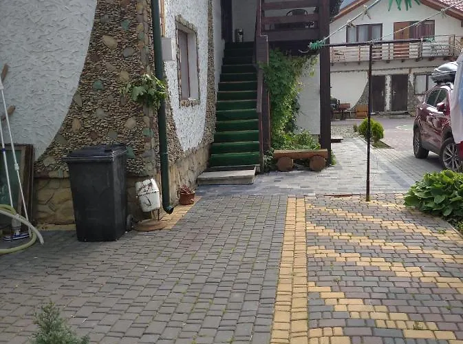 Apartment янчар номер студiо з басейном